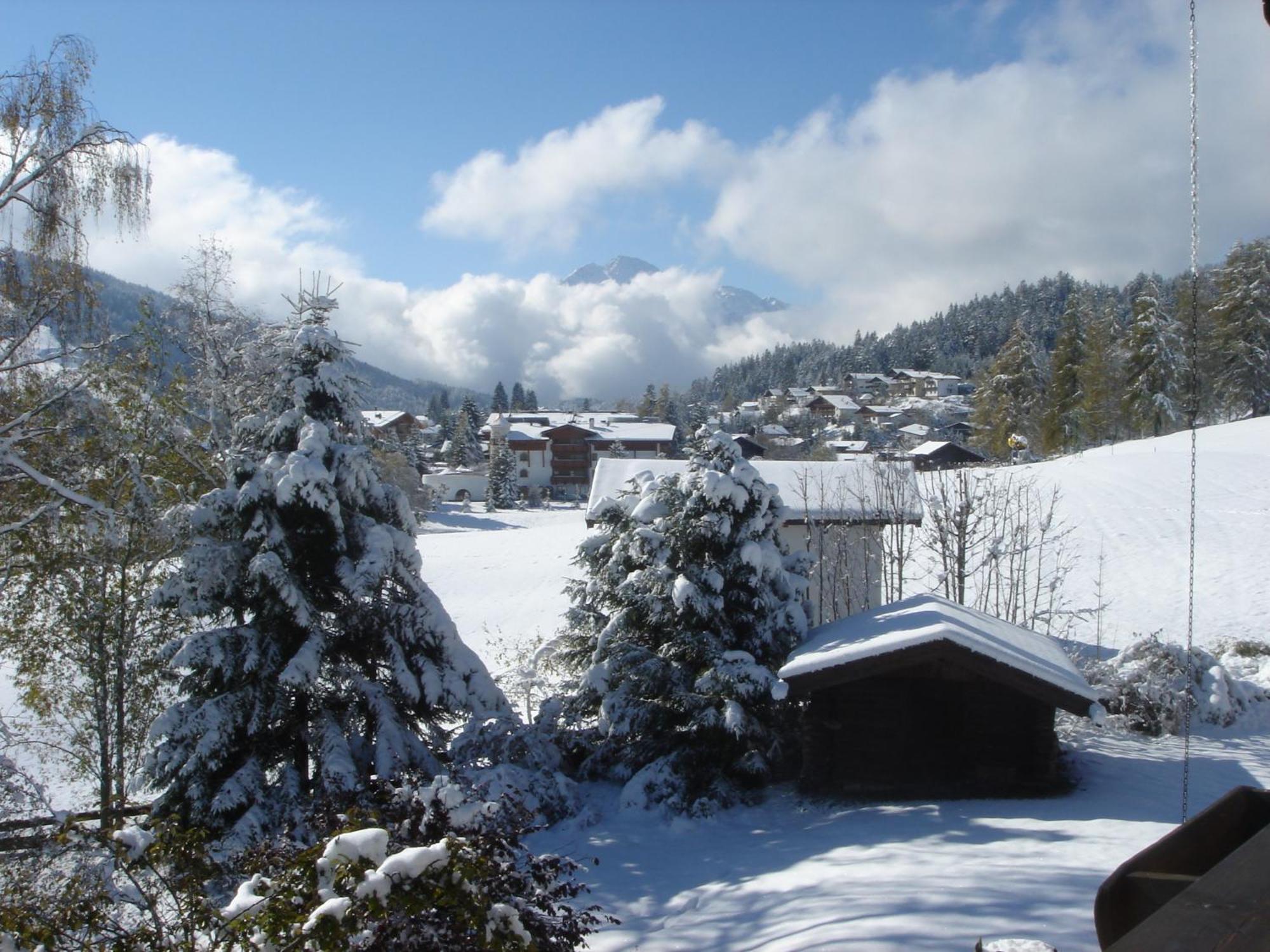 Landhaus Frenes Apartments Seefeld in Tirol Bagian luar foto