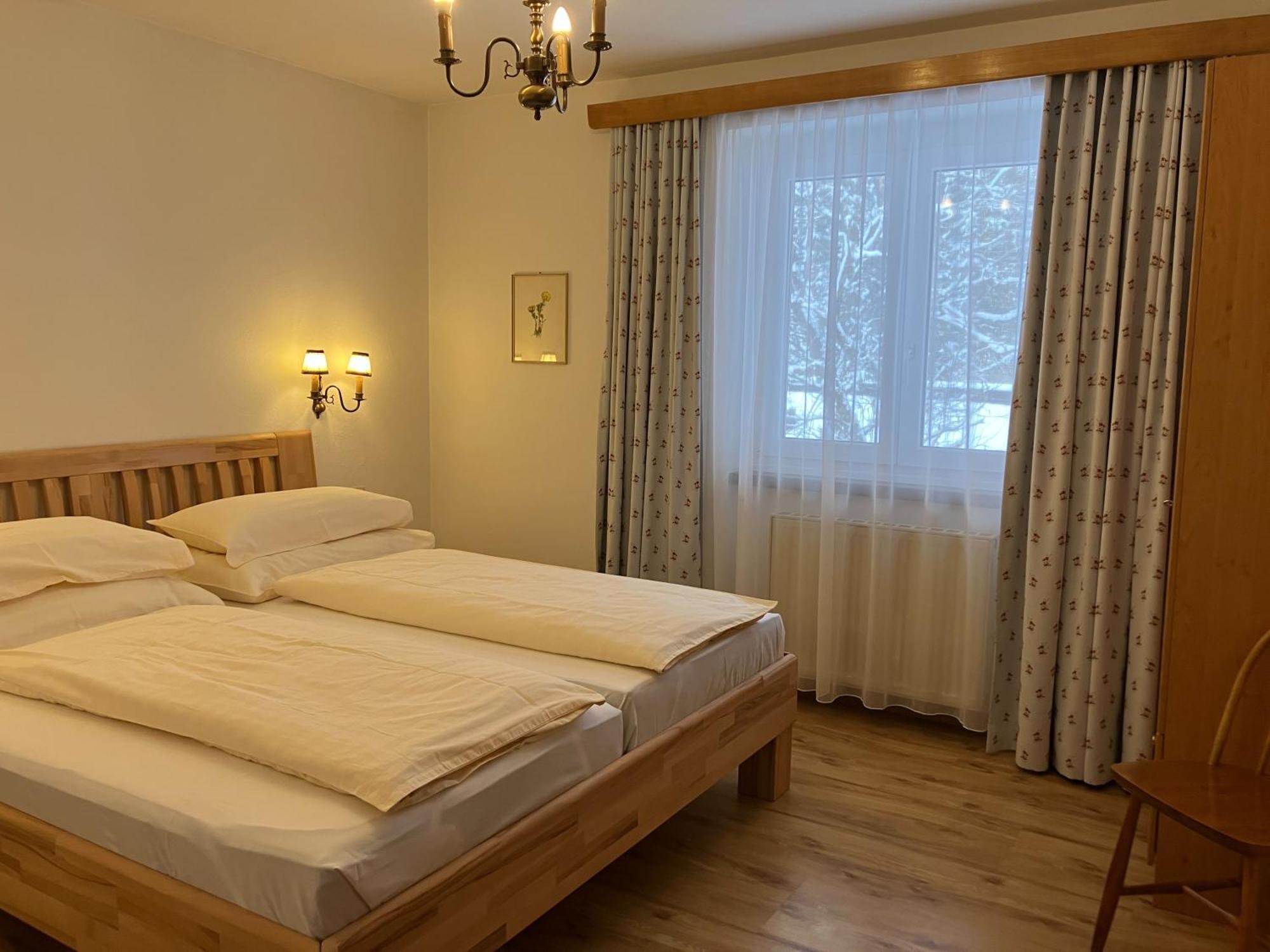 Landhaus Frenes Apartments Seefeld in Tirol Bagian luar foto